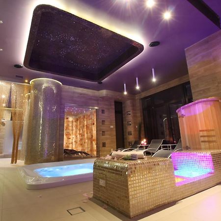 Lawendowy Zdroj Medycyna I Spa บุสโก-สดรูย ภายนอก รูปภาพ