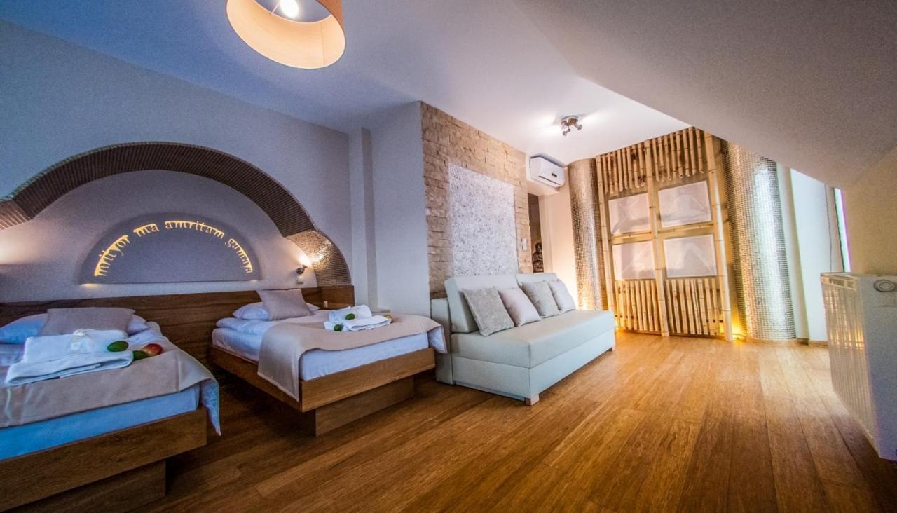 Lawendowy Zdroj Medycyna I Spa บุสโก-สดรูย ภายนอก รูปภาพ