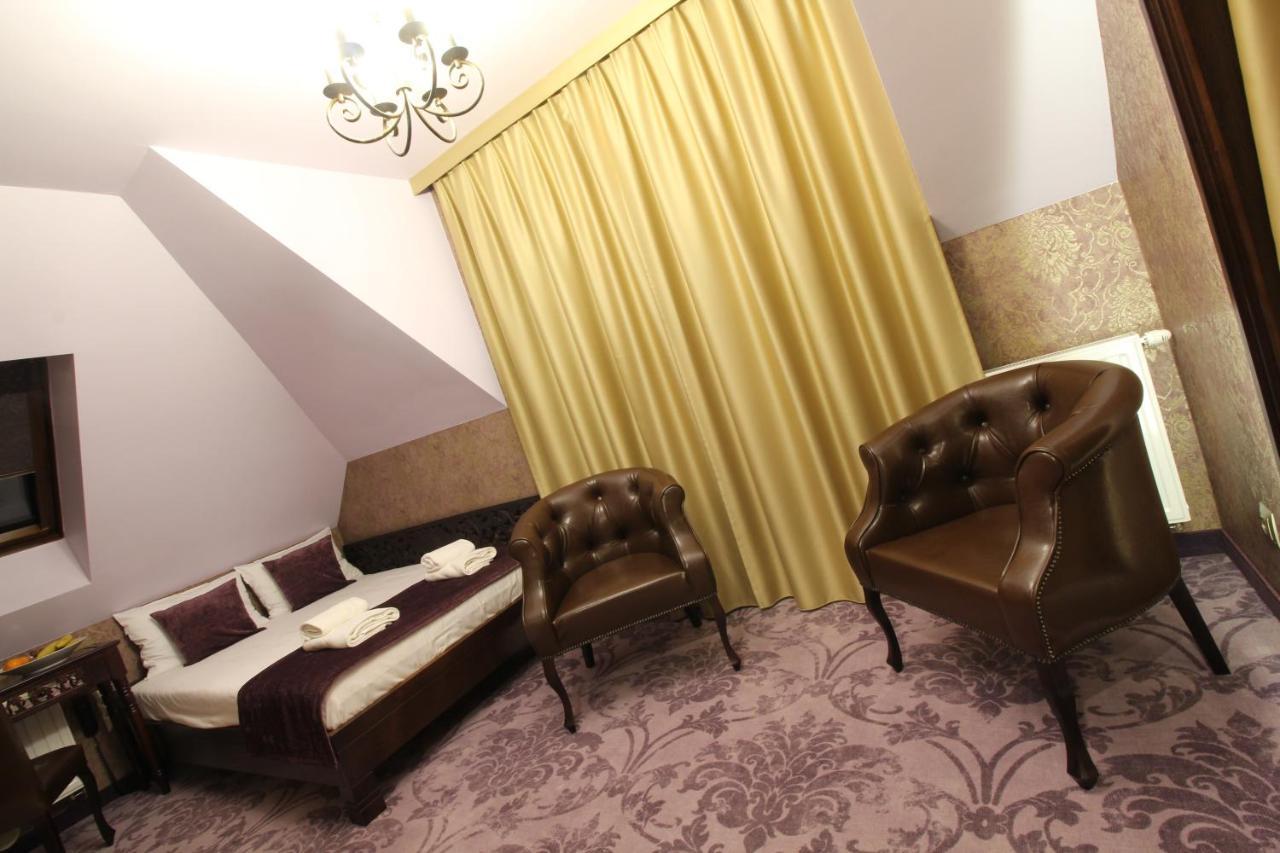 Lawendowy Zdroj Medycyna I Spa บุสโก-สดรูย ภายนอก รูปภาพ