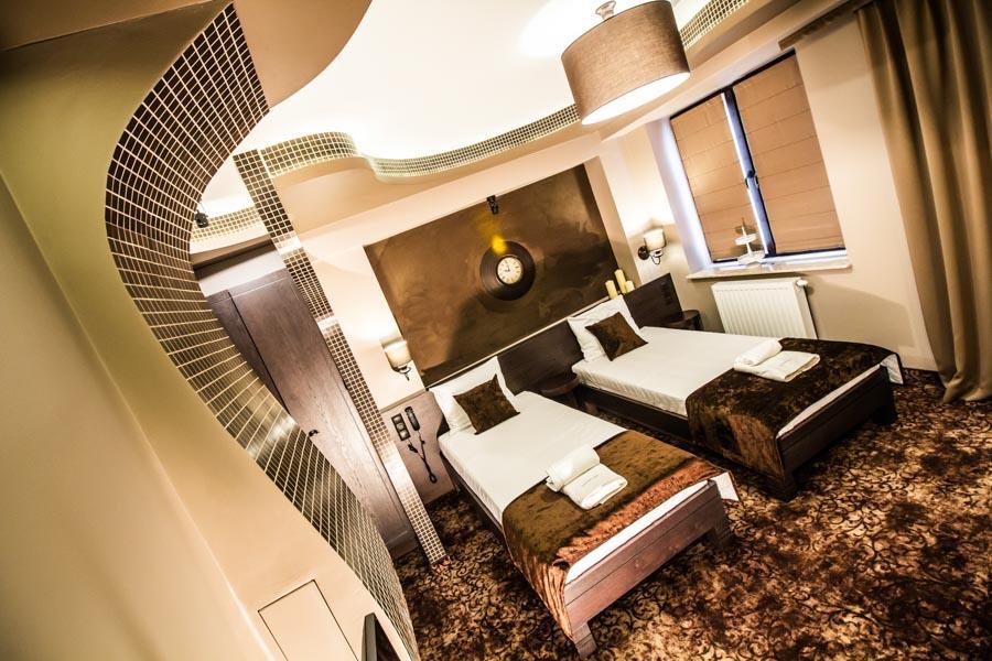 Lawendowy Zdroj Medycyna I Spa บุสโก-สดรูย ภายนอก รูปภาพ
