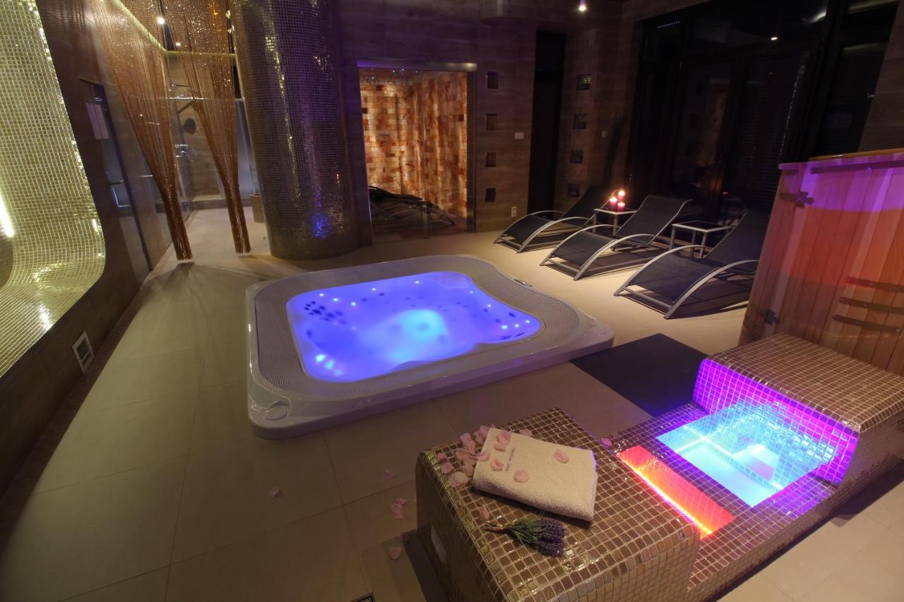 Lawendowy Zdroj Medycyna I Spa บุสโก-สดรูย ภายนอก รูปภาพ